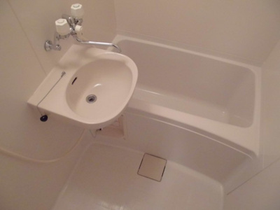 【浴室】 | レオパレスエトワール | 画像5