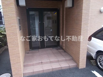 【エントランス】 | クリサスレジデンス枇杷島