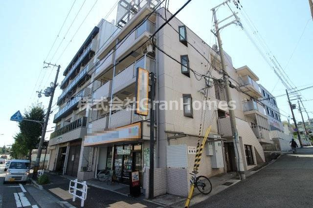 エール向陽の外観