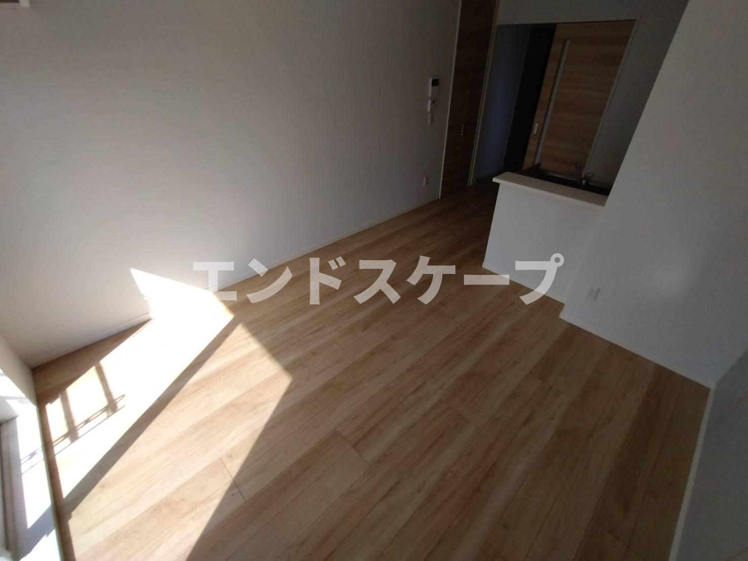 高崎市上中居町の賃貸マンションの居間・リビング|高崎、前橋エリアのお部屋探しはエンドスケープまで！お客様の理想お聞かせ下さい♪