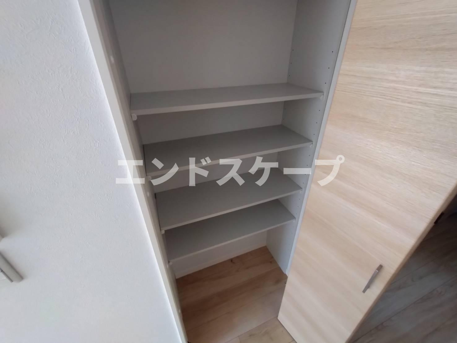 高崎市上中居町の賃貸マンションの収納|高崎、前橋エリアのお部屋探しはエンドスケープまで！お客様の理想お聞かせ下さい♪