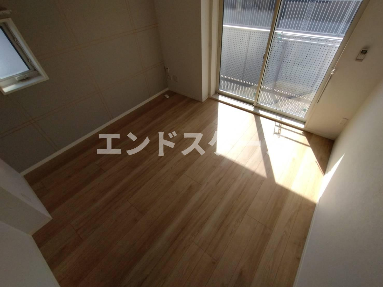 高崎市上中居町の賃貸マンションの居間・リビング|高崎、前橋エリアのお部屋探しはエンドスケープまで！お客様の理想お聞かせ下さい♪