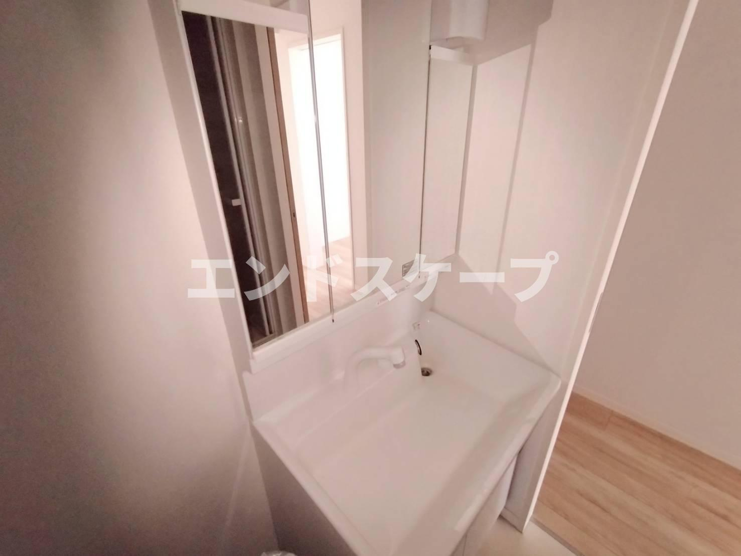 高崎市上中居町の賃貸マンションの洗面所|高崎、前橋エリアのお部屋探しはエンドスケープまで！お客様の理想お聞かせ下さい♪