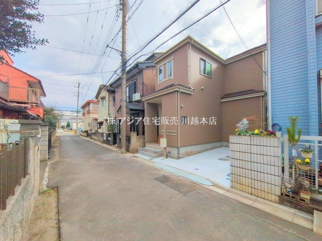 月々５万円台～　新築戸建　川越市下赤坂3期の前面道路含む現地写真|徐角地　北西側 4.0ｍ公道