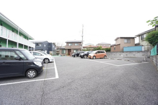 【駐車場】