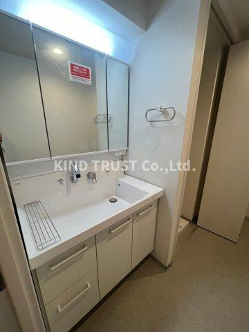 En Nakazakiの洗面所|脱衣スペースもあります