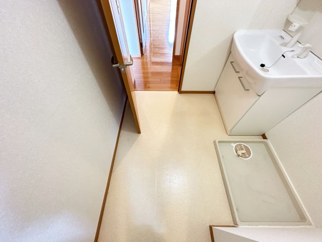 ヴィレッジ札場 A棟の洗面所