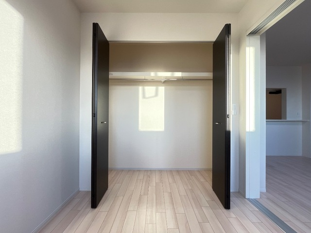 シャディの洋室