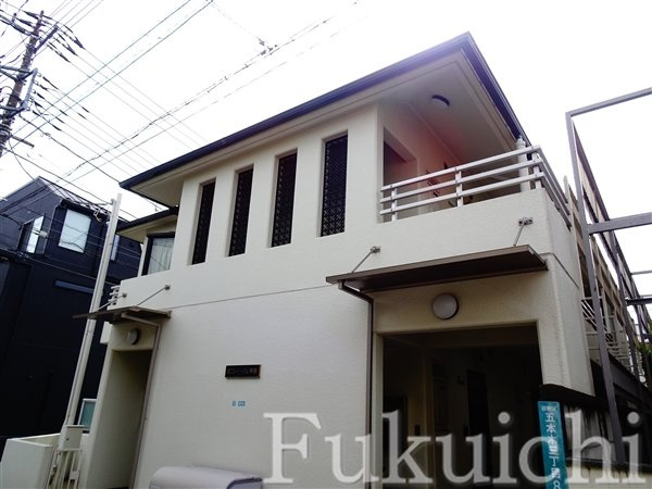 ビコーハイム学芸の外観