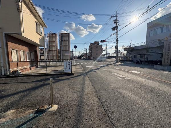 和歌山市平井　中古戸建の前面道路含む現地写真
