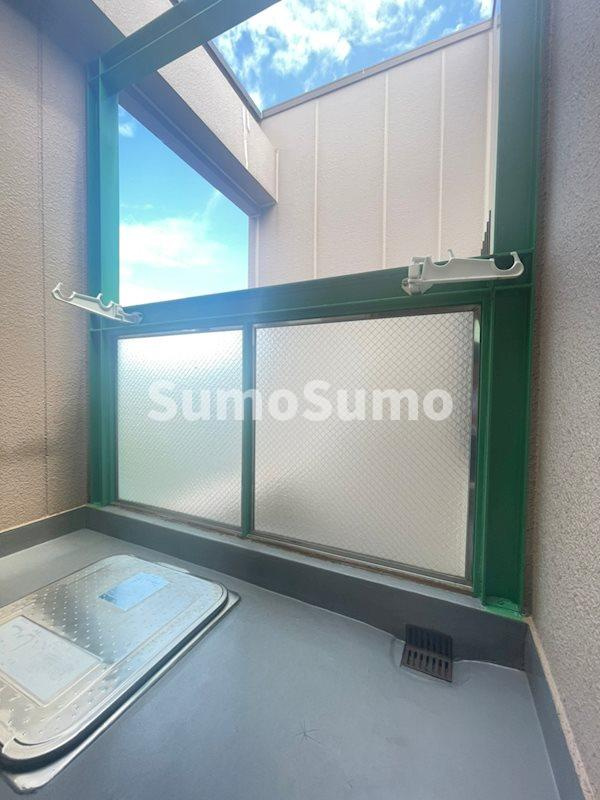 神戸市灘区深田町１丁目の賃貸マンションのバルコニー