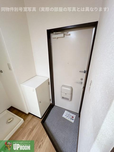 Surplus宮前Bの玄関