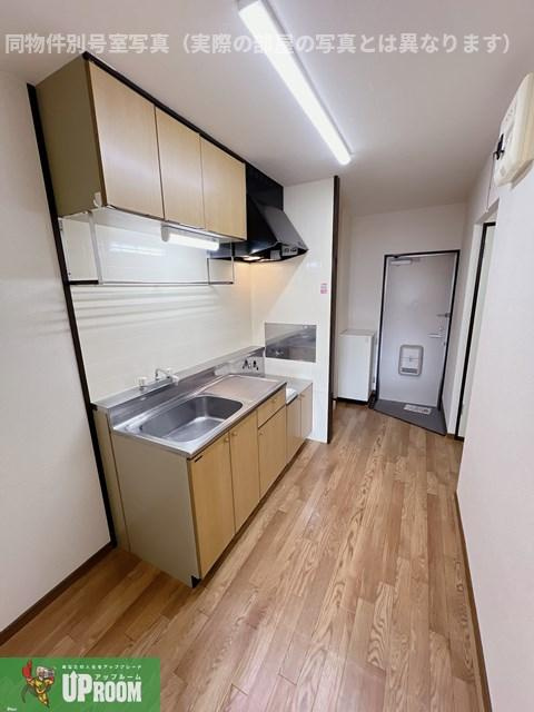 Surplus宮前Bのキッチン