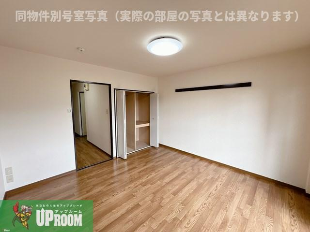 Surplus宮前Bの居間・リビング