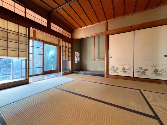 【和室】 | 香芝市狐井　中古戸建 | 温かみのある居心地のいい和室(^^)/