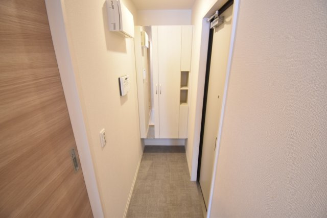 D-room塚口町の玄関