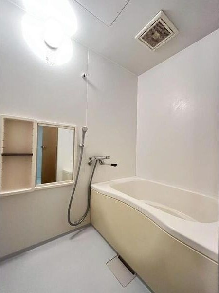 Ａｎｎｅｘ１２１の浴室