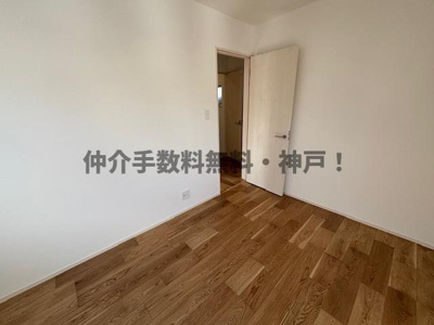 【洋室】 | 明石市中朝霧丘　新築戸建　仲介手数料無料！ | ゆったりした洋室です