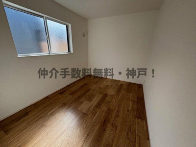 【洋室】 | 明石市中朝霧丘　新築戸建　仲介手数料無料！ | ゆったりした洋室です