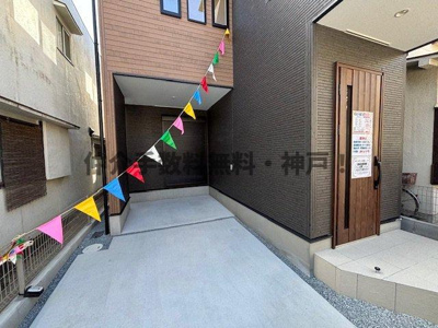 【駐車場】 | 明石市中朝霧丘　新築戸建　仲介手数料無料！ | 駐車場の用意があります