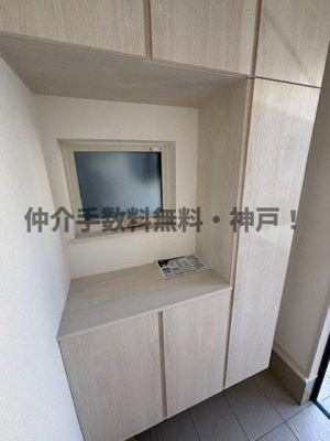 【玄関】 | 明石市中朝霧丘　新築戸建　仲介手数料無料！ | 毎日通る玄関はこちらです