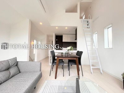 【居間・リビング】 | 立川市若葉町2丁目　未入居戸建　全1棟