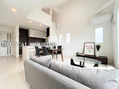 【居間・リビング】 | 立川市若葉町2丁目　未入居戸建　全1棟