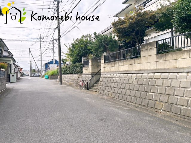 上尾市大字原市　中古戸建ての前面道路含む現地写真|前面道路含む現地写真です