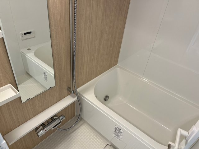 コンパクトで使いやすいお風呂です