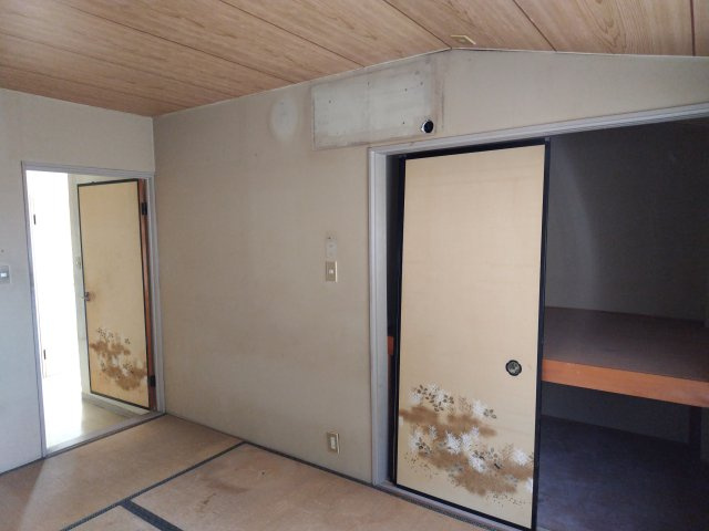 ６４１７８　本巣郡北方町北方 倉庫の和室