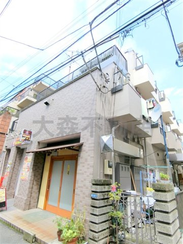 メゾン平和島の外観|1978年11月築　鉄骨造地上3階建てのちょっとレトロな人気賃貸マンション
東京都大田区大森北6丁目　京浜急行本線急行停車駅の平和島駅近徒歩2分