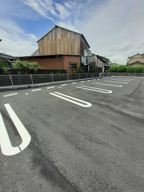 ＭＩＹＡＮＯＭＡＲＵ・南の駐車場|駐車場