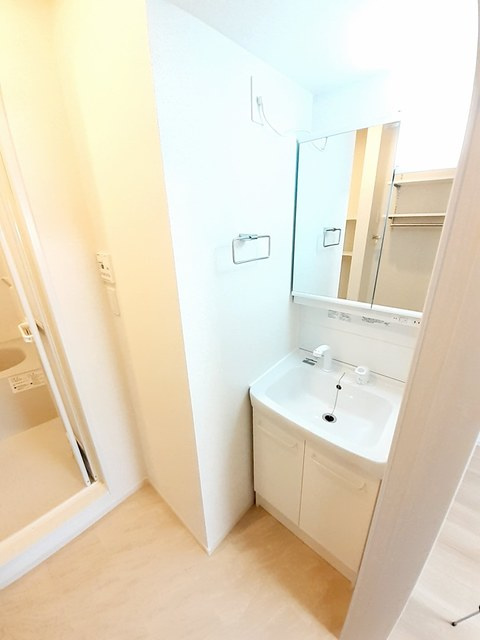 宮ノ丸トウロデン・１の洗面所|洗面所