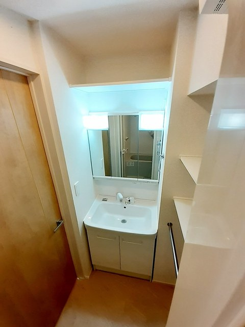 マリオ葛島　Ａの洗面所|洗面所