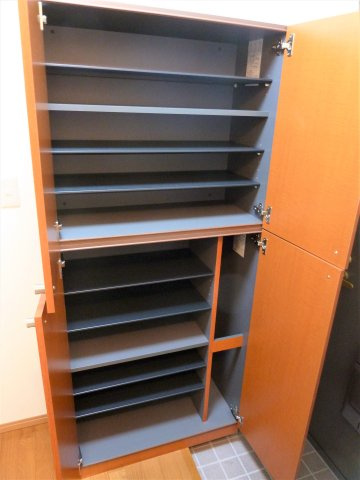 ニューライフ前原の玄関