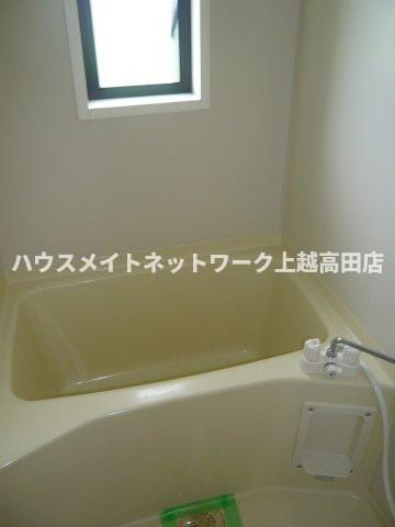 グリーンヒルズＢの浴室|浴室