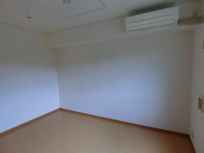 【洋室】 | カレント・ベルデ | 104の画像（間取反転タイプ：イメージ）