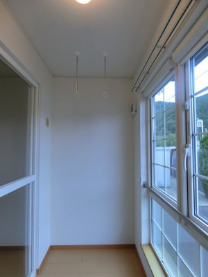 【バルコニー】 | カレント・ベルデ | 104の画像（間取反転タイプ：イメージ）