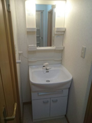 【洗面所】 | ロイヤルサンコウⅡ