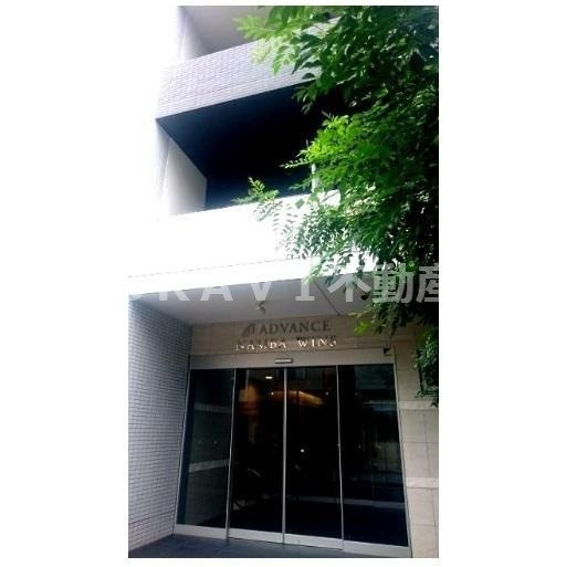 アドバンス難波ウインズ　BRAVI不動産のエントランス|【アドバンス難波ウインズ】建物の内部です