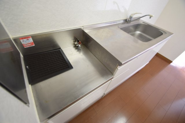 トレビナ西船橋のキッチン|掃除もラクラク