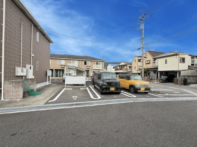 ヴィーナスコートⅡの駐車場