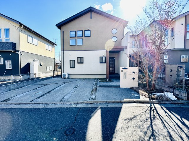 桐生市新宿3丁目の前面道路含む現地写真|前面道路は交通量がとても少ないので
お子様がいる方はとても安心です(*^^*)