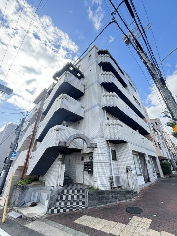 神戸市中央区大日通７丁目の賃貸マンションの外観
