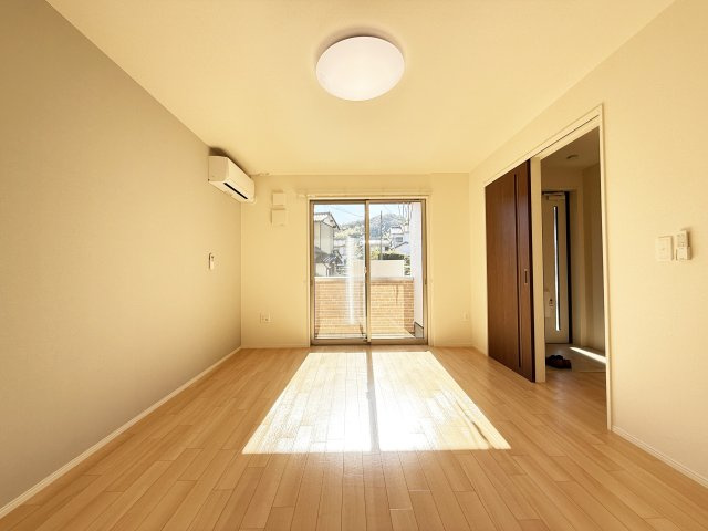 スカイハウスの居間・リビング