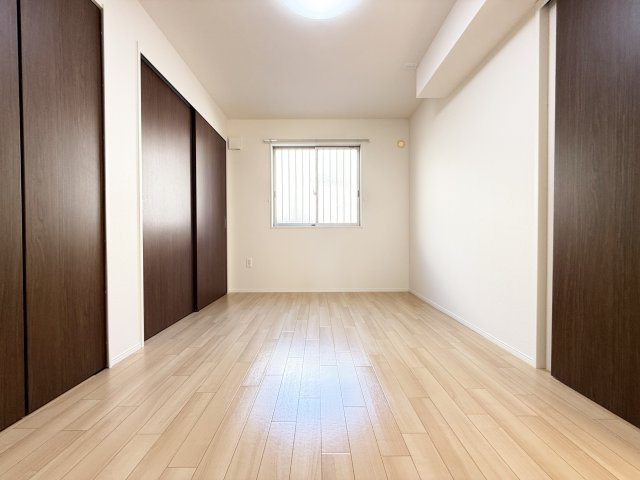 スカイハウスの洋室