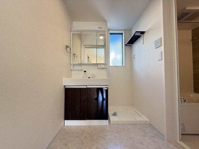 スカイハウスの独立洗面台