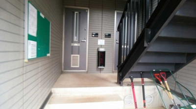 【エントランス】 | ロイヤルタウン寺町 貮番館