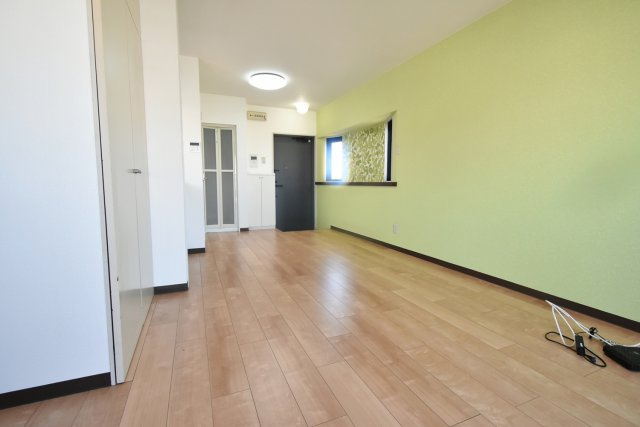 レジデンスドールの居間・リビング