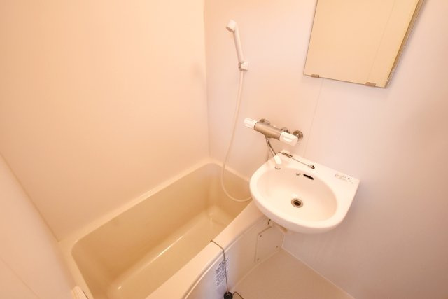 レジデンスドールの浴室